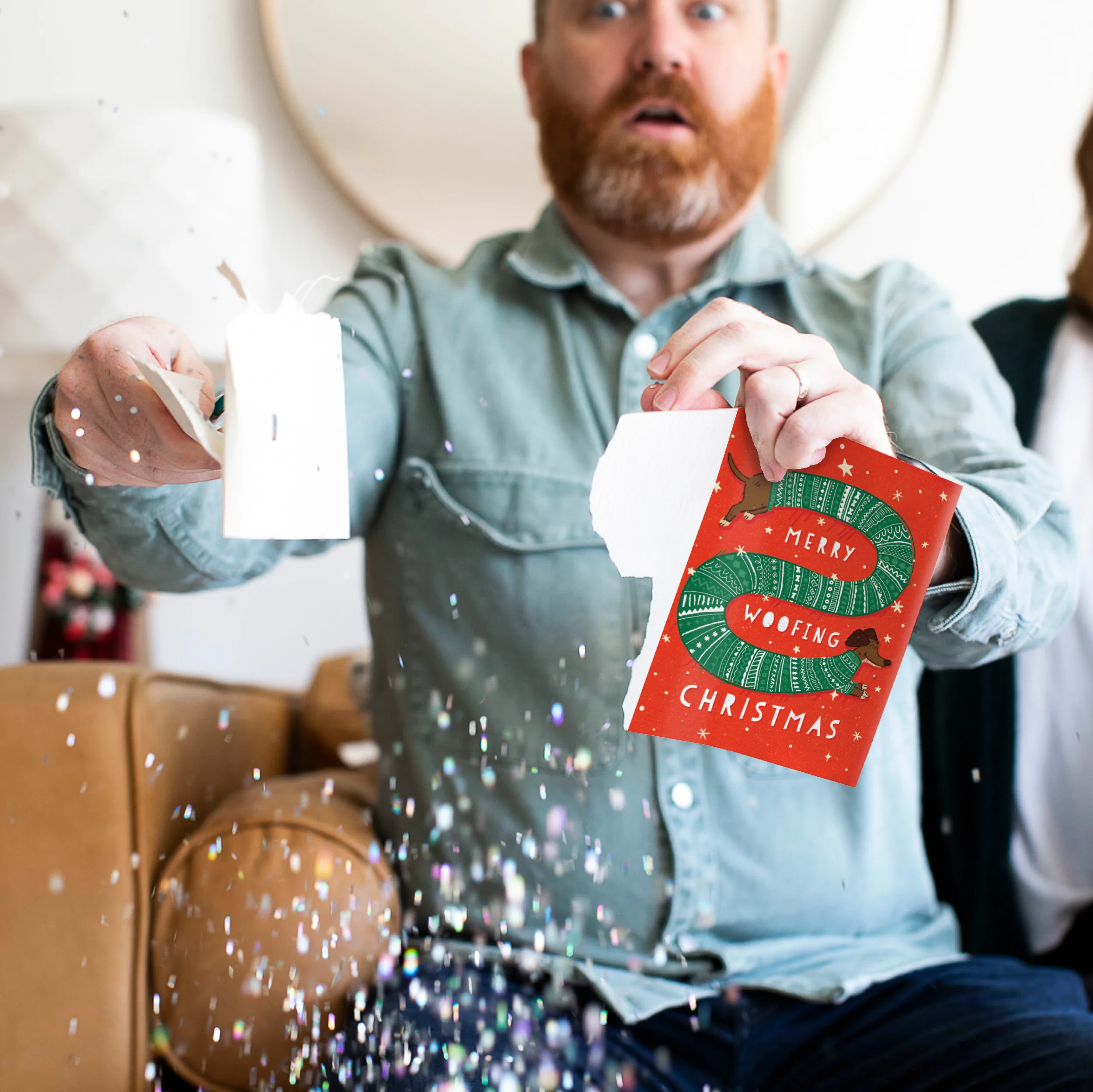 Endless Woofing Christmas Card with Glitter - Image 4